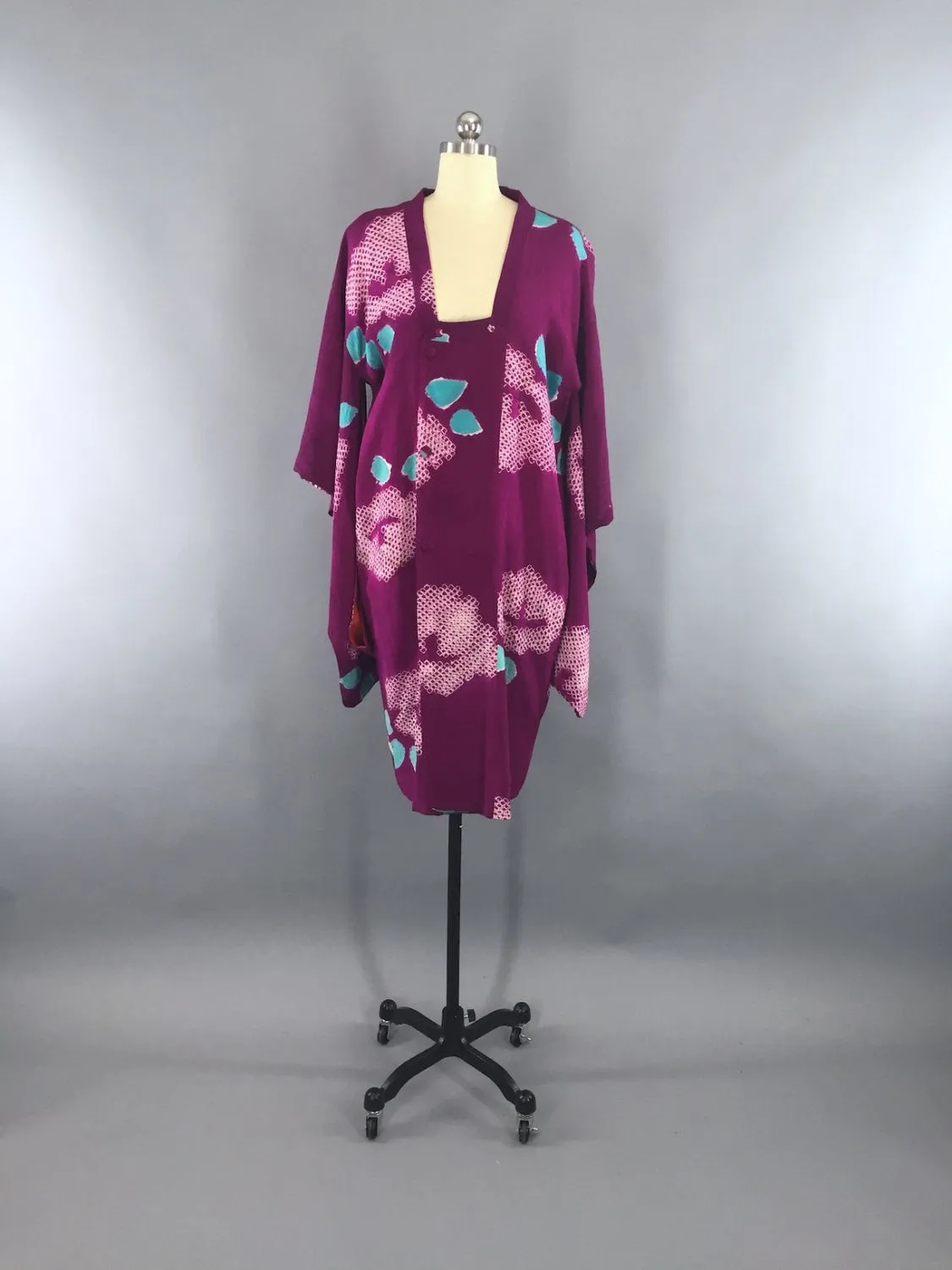 1920s Vintage Silk Kimono Jacket Michiyuki Coat in Magenta Purple Shibori