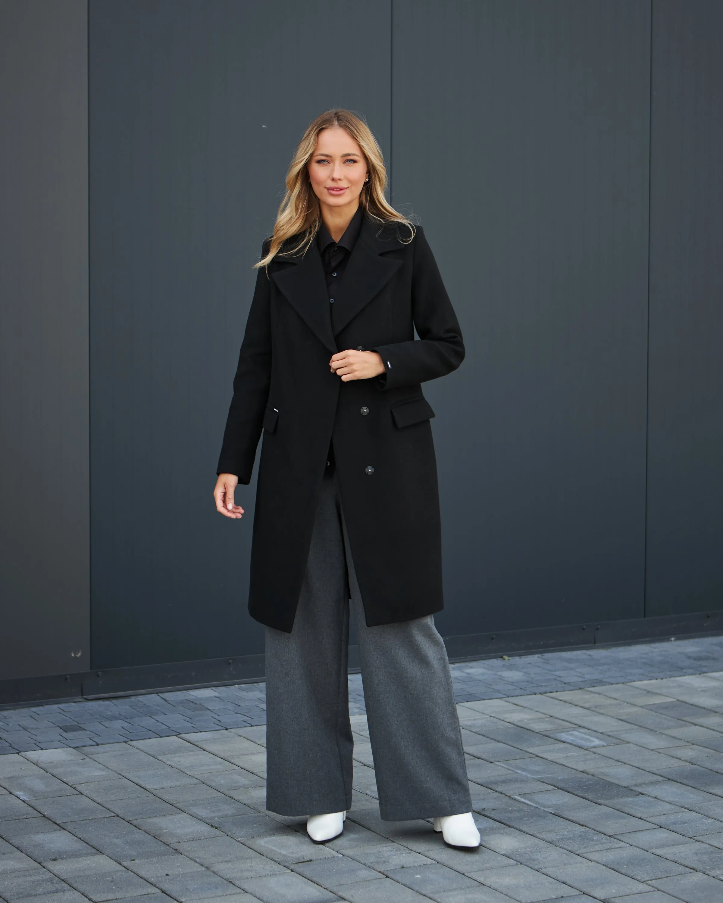 Christina Classic Fitted Wool Blend Overcoat in Black