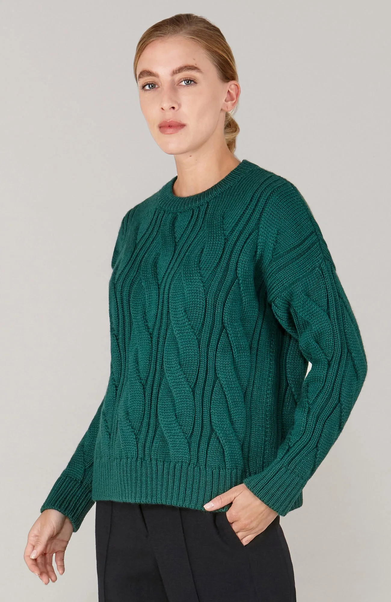 Womens Chunky Merino Wool Cable Jumper